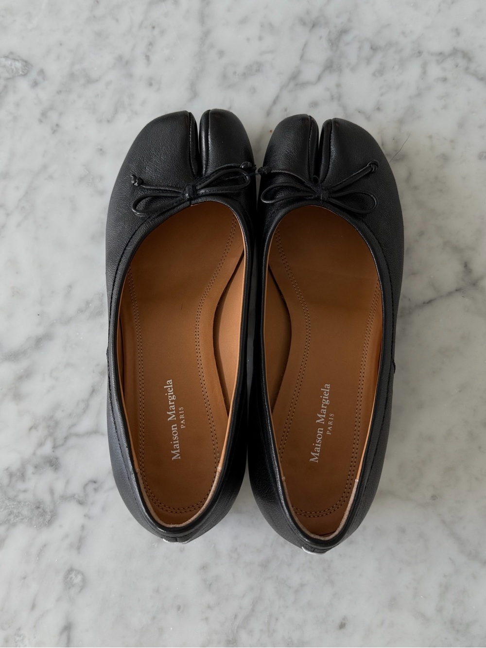 Maison Martin Margiela Black Tabi Leather Ballet Flats - Picture 2 of 4